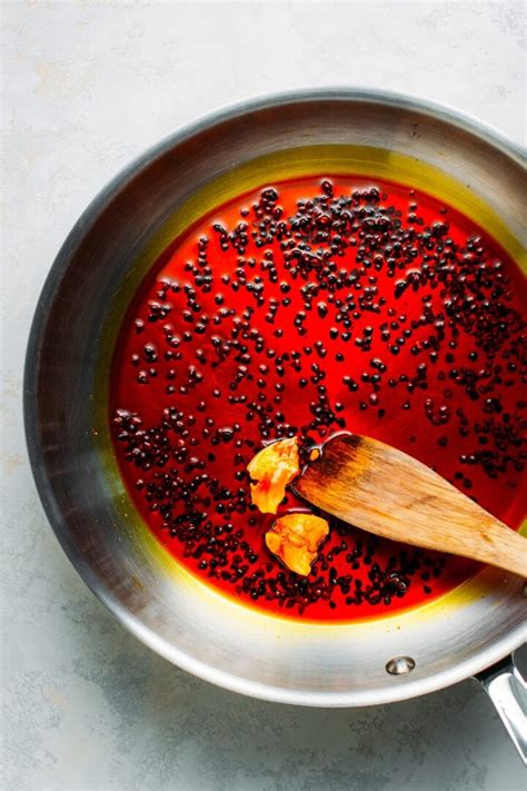 How to Make Annatto Oil .